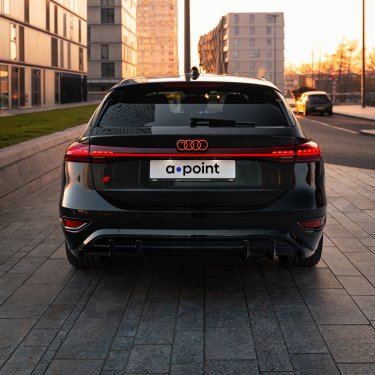 a-point - Audi A6 Avant e-tron 4